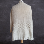 Cashmere-cardigan-hinten